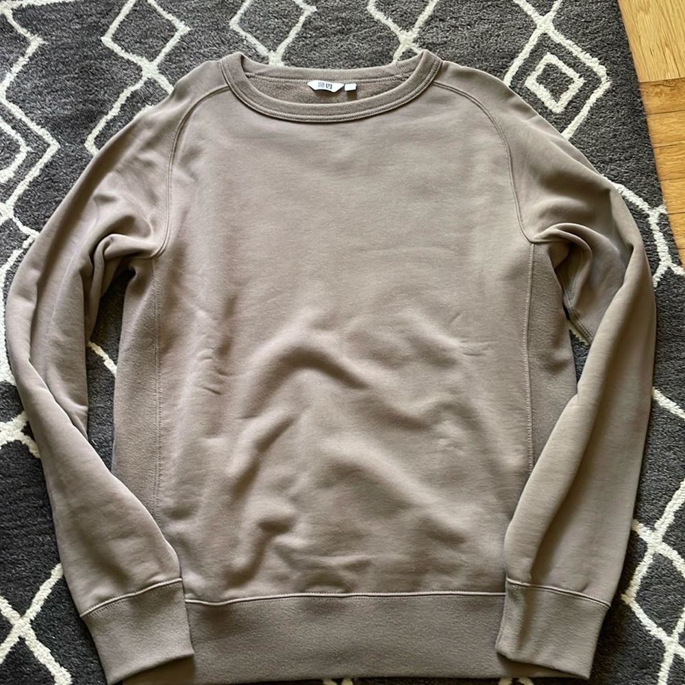 Uniqlo Men’s Crewneck Sweater Taupe Size L